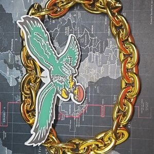 Philadelphia Eagles Gold Chain Necklace with Eagle Pendant